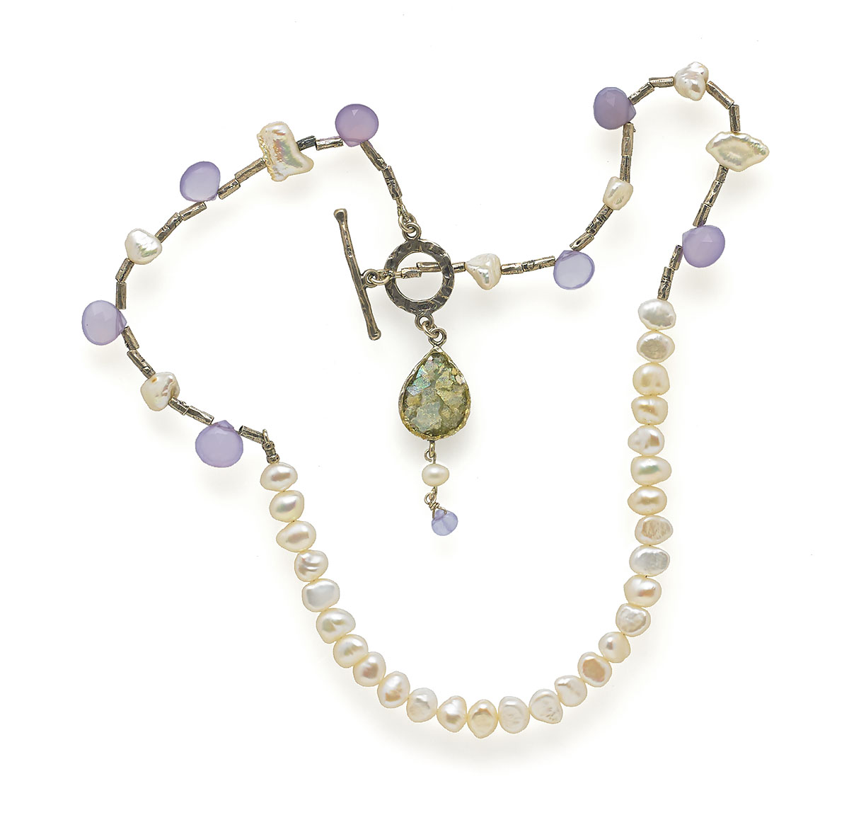professional-product-photography-pearl-necklace